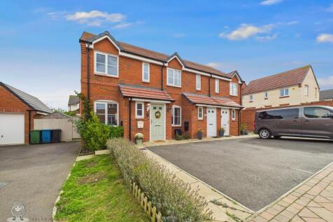 Tamworth, B79 - property photo