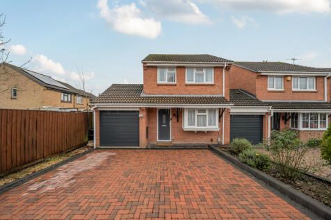 1382342369317817654d1