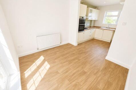 Mancroft Avenue, Lawrence Weston, Bristol photo 5