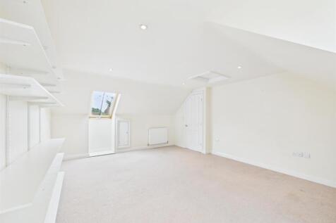 Bedroom:
