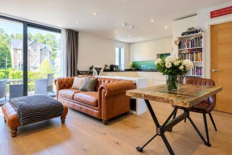 Light and airy with underfloor heating