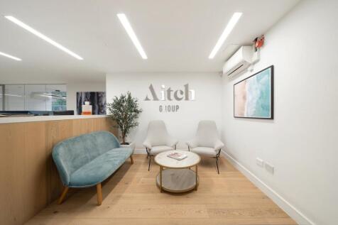 Kirkdale House First Floor E11 PH5.jpg