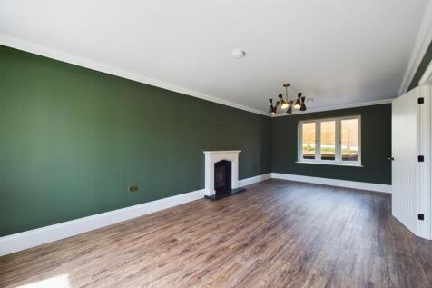 CAM02136G0-PR0041-STILL015