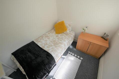 The Mount, Bournemouth, BH1 photo 3