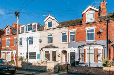 63 MArshfield Road2.jpg