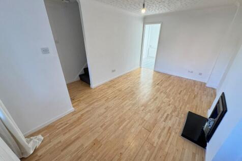 Bowling Green Court, Northwich, Cheshire, CW8 photo 4