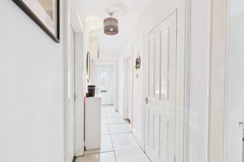 CAM05526G0-PR0084...