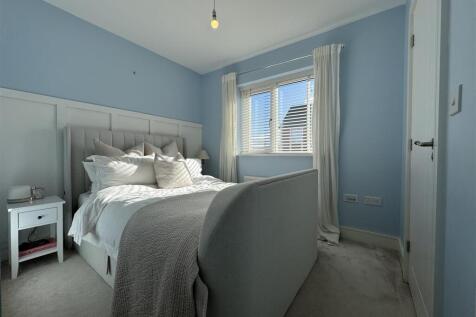 Apple Tree Close, Norton Fitzwarren, Taunton photo 4