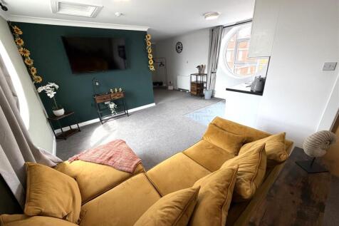 SITTING AREA