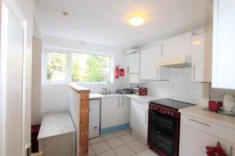 2 Southlands, 85 Radford Road, Leamington Spa, Warwickshire, CV31 photo 3