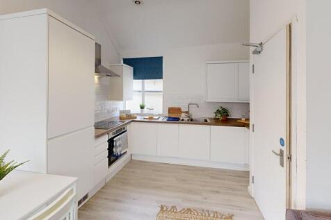 Flat 2, 83/85, Park Street BS1 5PJ photo 3
