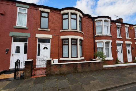 3-bed terraced on Bishop Road, Wallasey, £900/mo