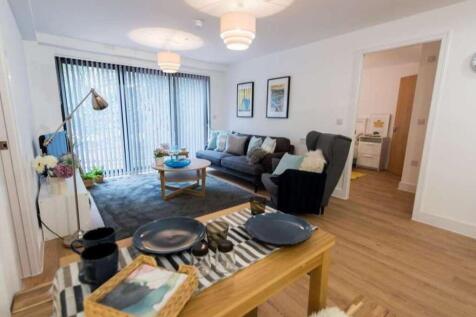 Living Room.jpg