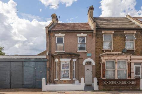 London, E7 - property photo