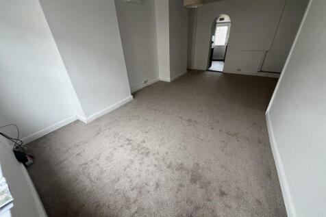Eastland Road photo 3