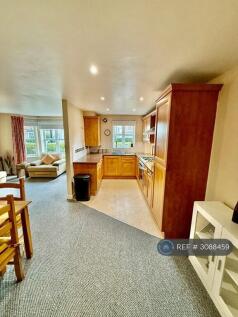 Chapelford Village, Warrington, WA5 photo 5