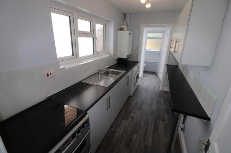 Victoria Crescent, Staffordshire, Burton upon Trent, DE14 photo 4