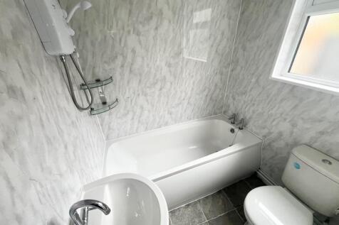 Dagmar Grove, Beeston, NG9 photo 5