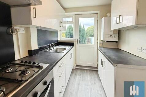 Victoria Avenue, Brighouse, West Yorkshire, HD6 photo 5
