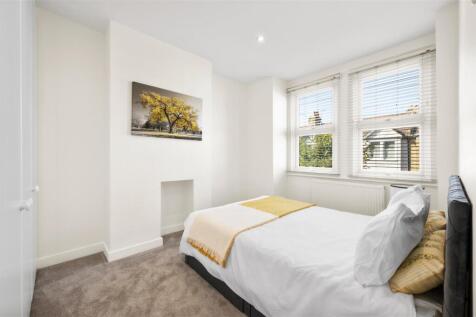 39 ASTON ROAD,16.jpg