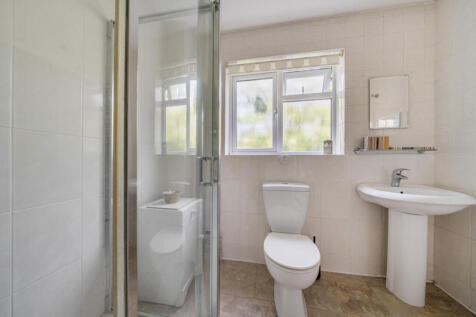 1329511-6-689368d...