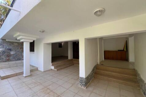 Space for studio flt