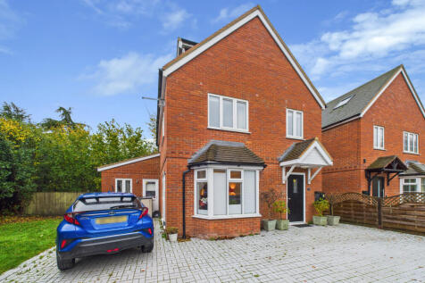 CAM02909G0-PR0507-STILL006