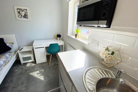 Studio 5, 3 Seacole Crescent, Swindon, Wiltshire, SN1 photo 5