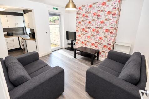 4-bed terraced on Saxony Road, Liverpool, £585/mo
