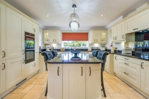 1440px-Brookside ...