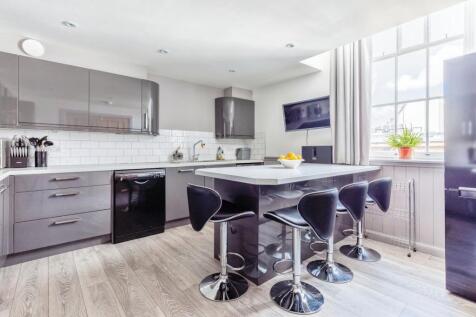 Kitchen/Breakfast Rm