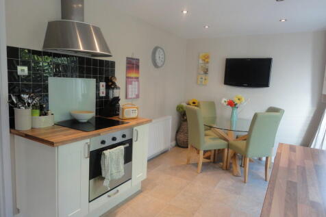 Esher Court, Northampton photo 3
