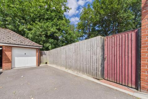 Driveway &amp; Garage