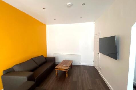 4-bed house on Edinburgh Road, Liverpool, £2,513/mo