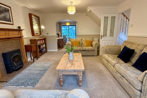 Large square sitting room, log burner