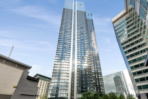 3 bed to rent, Hampton Tower, South Quay Plaza, C