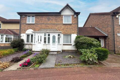 Newcastle Upon Tyne, NE15 - property photo