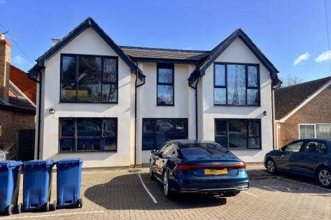 Two Bedroom Flat on Cambridge Rd, CB22