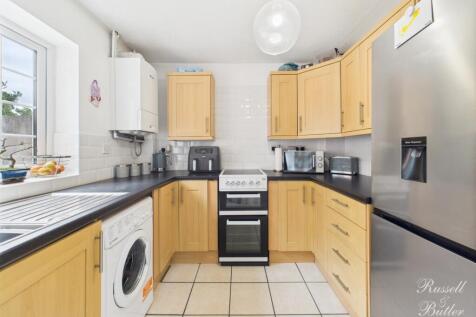 CAM02127G0-PR0311-STILL018