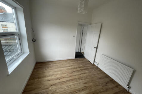Bedroom 2 2
