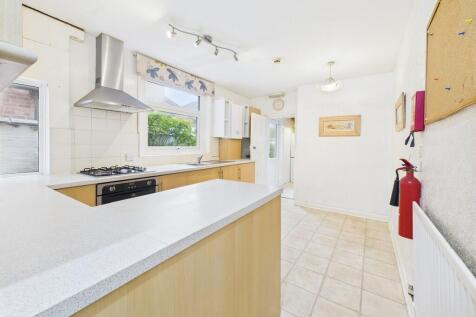 CAM02854G0-PR0419...