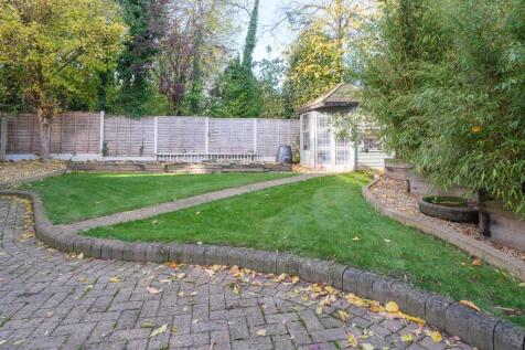 11 Erleigh Drive-41.jpg