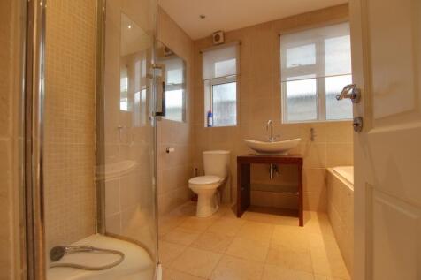 The Knoll, Beckenham, BR3 photo 4