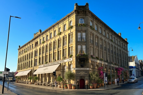 Mixed Use to rent Image 9