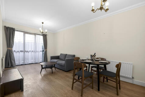 Reception/Kitchen