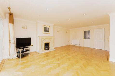 Victoria Court, CH2 photo 4