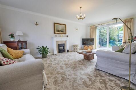 Through Lounge