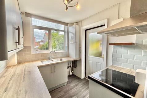 Beech Avenue, Whitefield, M45 photo 4