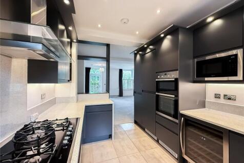 Bloomesbury Avenue, St James Park, Didsbury, Greater Manchester, M20 photo 4