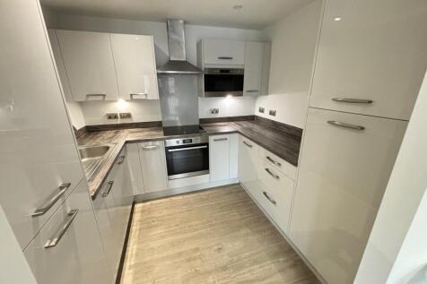 Apartment 16, Block B Crossings, Macclesfield photo 3